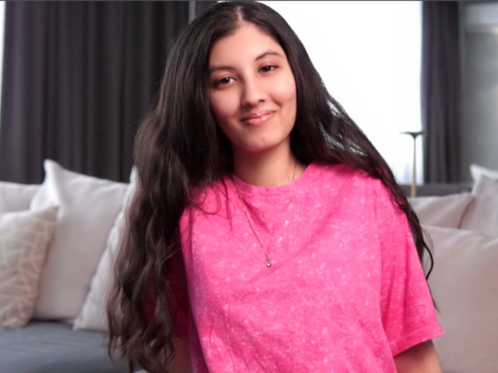 LoreenaGran's Webcam 