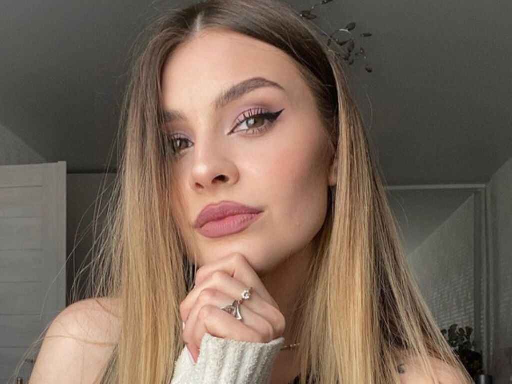 MarcyFoucher's Webcam 