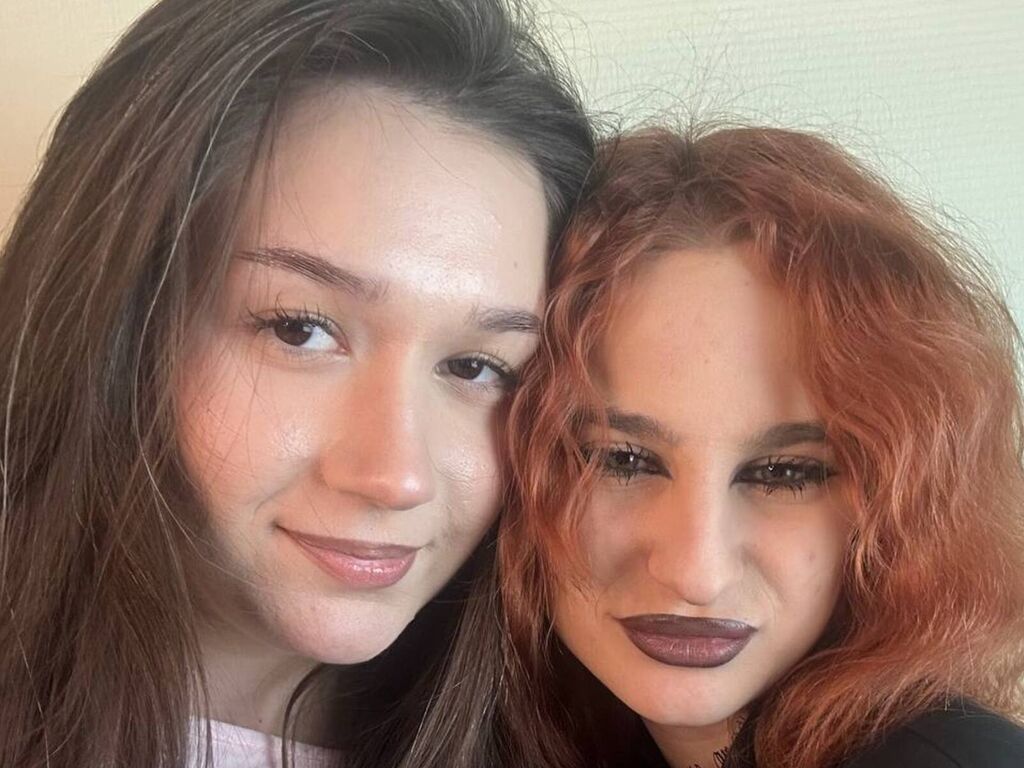 OraAndCharleen's Webcam 