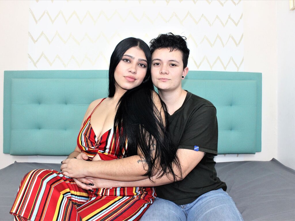 TaylorandAllana's Webcam 